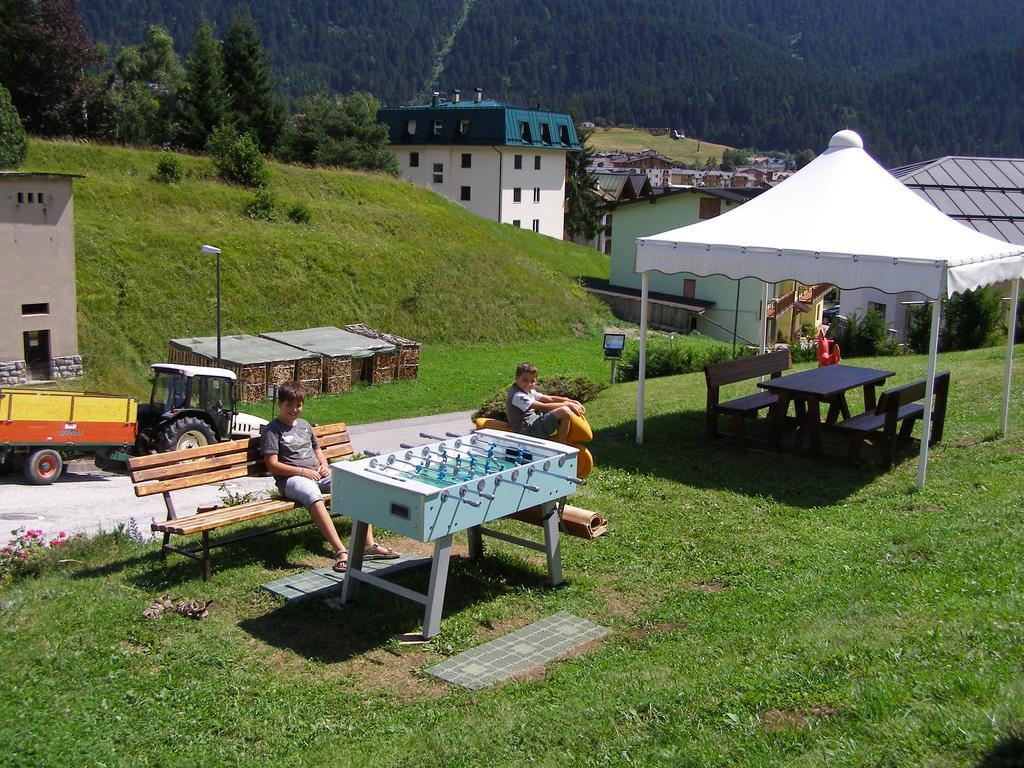 Appartamenti La Val Андало Екстериор снимка